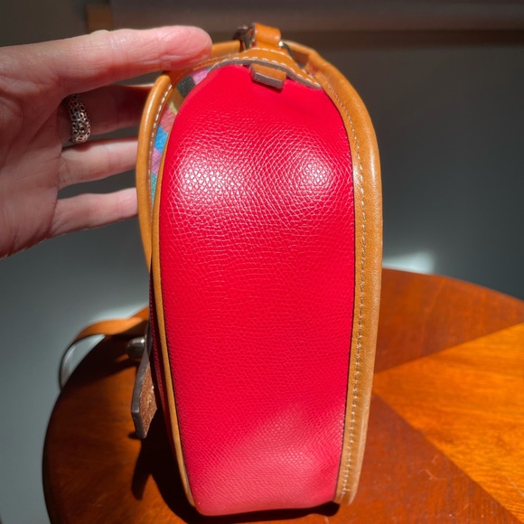 Dooney and Bourke Claremont Field Crossbody bag - Picture 5 of 13